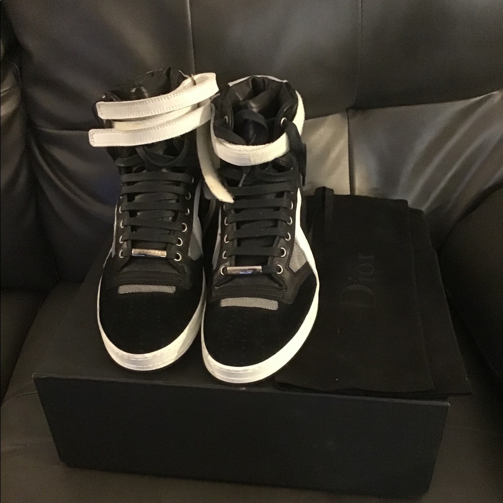 Authentic mens Dior sneakers